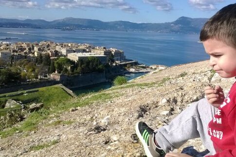 O μικρός Παναγιώτης δεν είναι μόνος του!