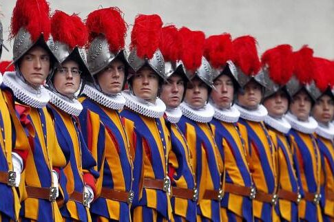 «Οι καρδινάλιοι “ψαρεύουν” νεαρούς από τη φρουρά»!