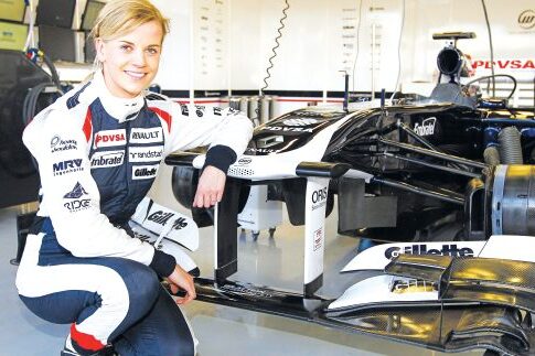Ειναι η πρώτη γυναίκα πιλότος της Formula 1