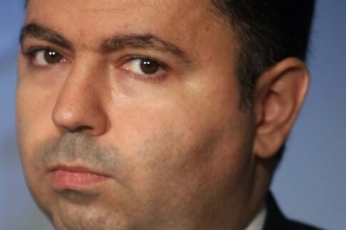 Αργοσβήνει ο Λαυρεντιάδης