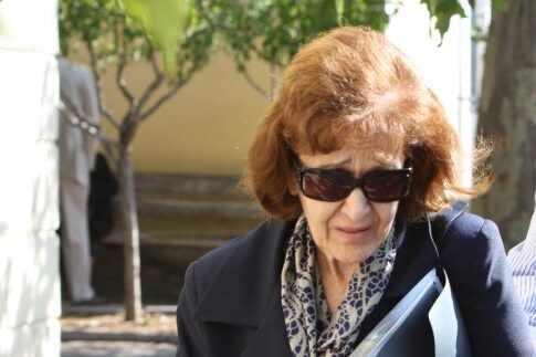 «Να μου πουν πού κρύβουν το παιδί μου»