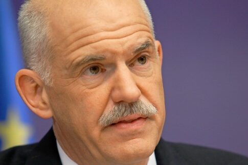 Ο ΓΑΠ ξαναχτυπά με τις εμμονές του