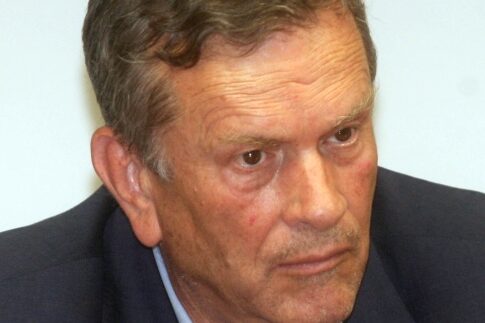 «Εμφύλιος» και ανοιχτά μέτωπα