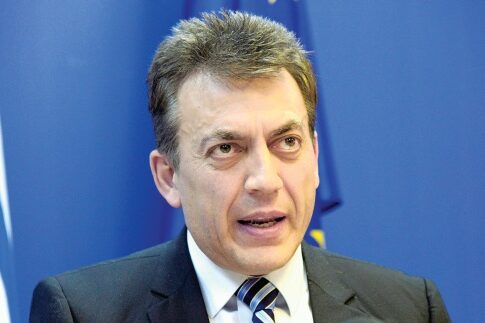 «Κερνούν» τέσσερα καφεδάκια τον μήνα