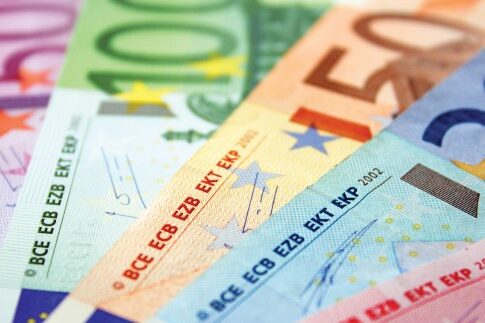 Πληρώσαμε 2.300.000 ευρώ για να μας στείλουν τελικά την τρόικα