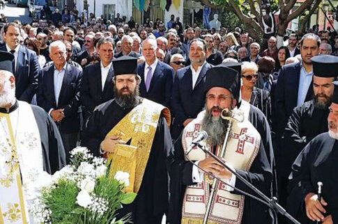 Ανώγεια ο Γιώργος, κατώγια το ΠΑΣΟΚ