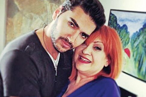 Ο... αγώνας του Μανωλιού για την καρδιά της Κωνσταντίνας