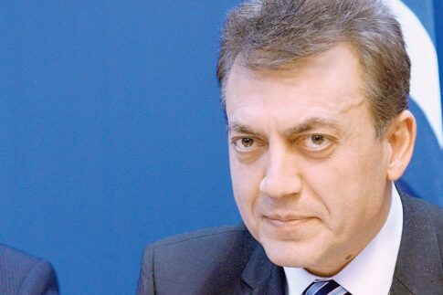 Σε λίγους το πενιχρό επίδομα ανεργίας