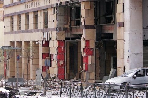 «Βλέπουν» σύμπραξη Μαζιώτη - Χ. Ξηρού