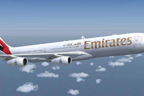 Η Emirates ξανάρχεται για αεροσυνοδούς