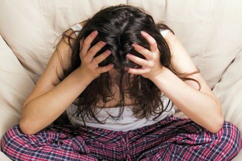 Στο σκαμνί οι σατανικοί γονείς που βίαζαν επί χρόνια την ανήλικη κόρη τους