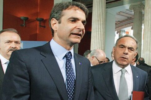 Τα 500 «μπουμπούκια» που ήταν στο Δημόσιο