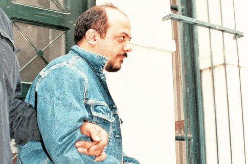 Ο «Ρομπέν των τραπεζών» μιλάει μέσα από το κελί!