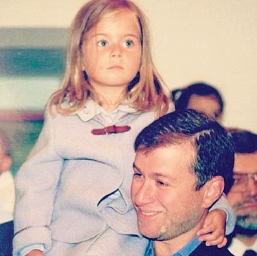 Η Σοφία Αμπράμοβιτς θυμήθηκε τις στιγμές με τον πατερούλη της