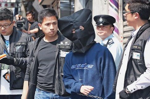 Σκότωσε τους γονείς του και μαγείρεψε τα πτώματα