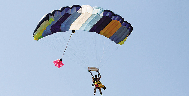 Αλματα tandem, δηλαδή ελεύθερη πτώση δύο ατόμων
