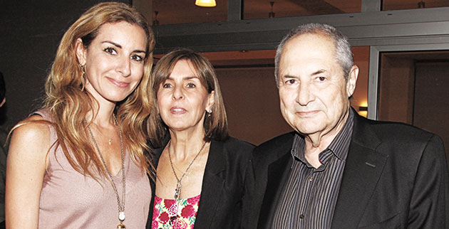 Η Μαρία Ιωάννου με τους γονείς της Λιέττα και Δάκη Ιωάννου