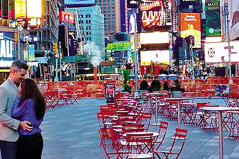 Η Ελληνίδα που «ερήμωσε» την Times Square