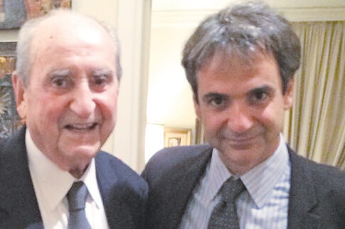 Τα 96α γενέθλια του Κ. Μητσοτάκη και η φιγούρα του Μπαμπαστρούμφ