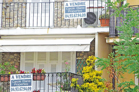 Αγώνας για να μείνει ελληνικό το «κουκούλι» του Καζαντζάκη