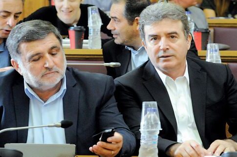 «Επέστρεψαν» συνωμότες και καλικάντζαροι