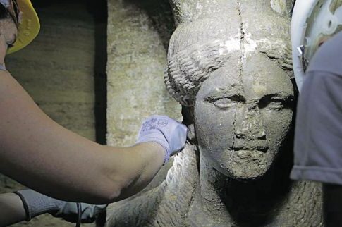 Και τσιφτετέλι (τούρκικο) για  την Αμφίπολη