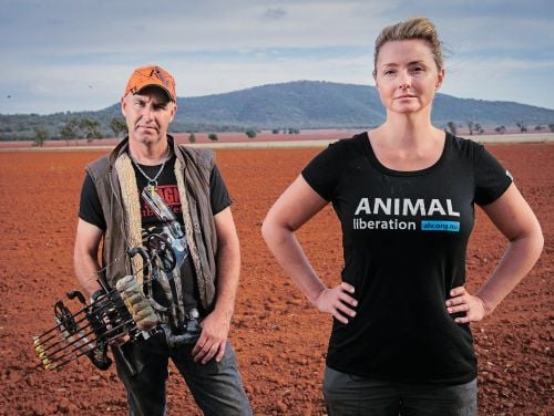 Η Φελίσιτι «φωνάζει» τις απόψεις της ακόμα και με το ντύσιμο