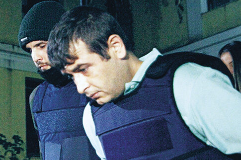 «Ψάρεψαν» το φονικό (;) καλάσνικοφ