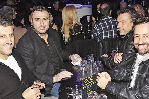 Τα νυχτοπερπατήματα των celebrities στα μπουζούκια!