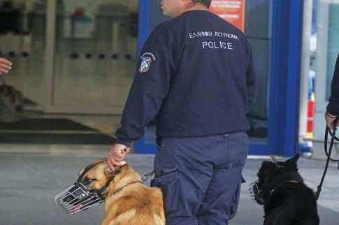 Συνταξιούχος έκανε... εισαγωγή ναρκωτικών ουσιών από την Αφρική