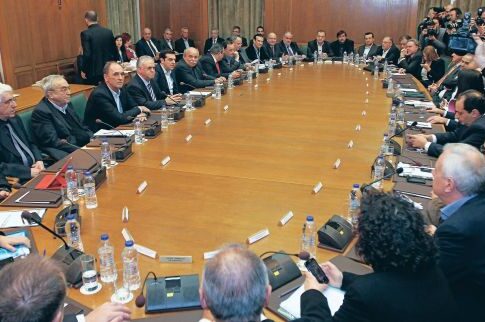 «Μακριά από διαπλοκή, σπατάλες, διοαφθορά»
