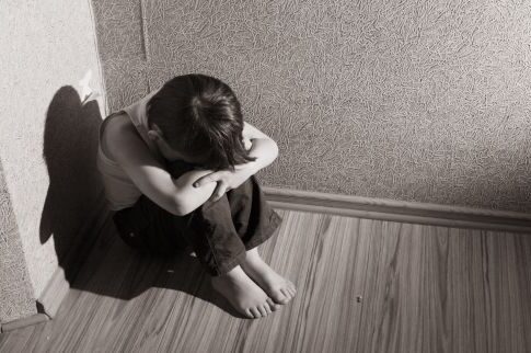 Σοκ με 48χρονο που ασέλγησε στο 12χρονο ανιψάκι του αλλά και στον 8χρονο φίλο του
