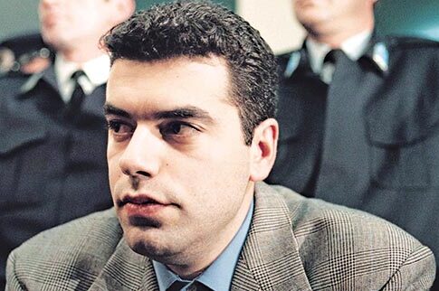 Η «αποφυλάκιση» του Κατσούλα έκανε άνω κάτω τους συγγενείς των θυμάτων