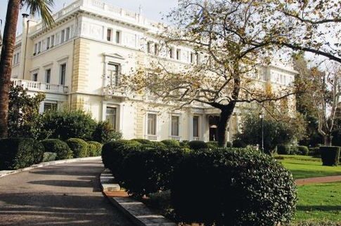 Γεύμα για να λιώσει ο... πάγος