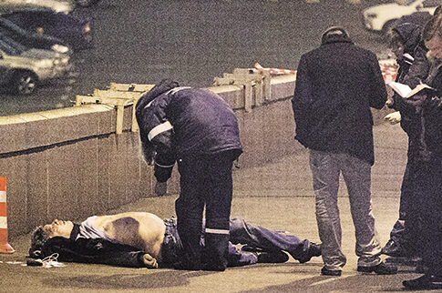 «Παιχνίδια» συνωμοσίας γεμάτα αίμα