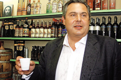 Η σχέση τού Π. Καμμένου με τα δημοτικά και το... σούσι