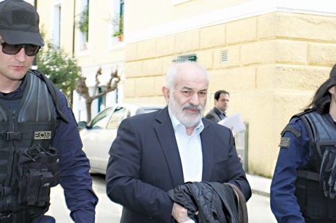 Σμπώκος: Ο Σκαφτούρος με απειλούσε και ζητούσε 10.000.000 ευρώ