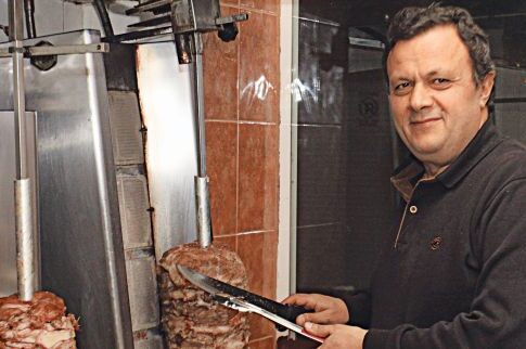 Στιχουργός «πίτα» στο... σουξέ