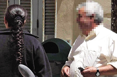 Ποινή στους γονείς που κλείδωσαν έξω από το σπίτι τις κόρες τους