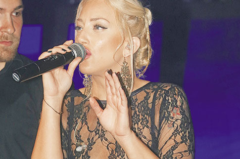 Από το «The Voice» στην «Κάρμεν»