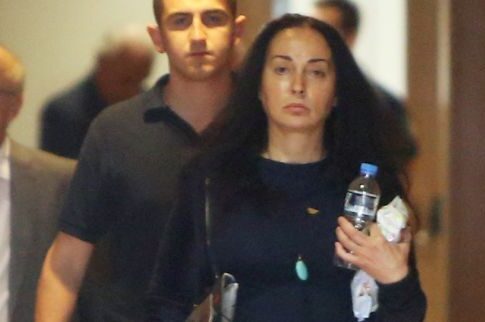 «Σε τι διαφέρω από την Αντα Παπανδρέου;»