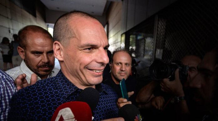 Γιάνης Βαρουφάκης: «Είναι ανακούφιση να ξεφορτώνεσαι ένα υπουργείο Οικονομικών»