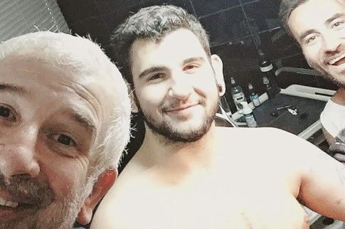 Ο Φιλιππίδης πήγε τον γιο του για tattoo