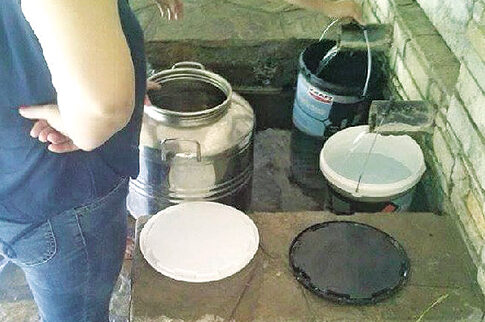 Ουρές για δύο σταγόνες νερό στον Στανό