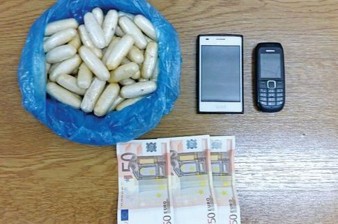 Hθελε να περάσει 43 «αβγά» με ηρωίνη στο στομάχι