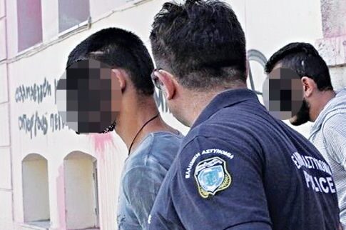 Τον έσφαξαν με 57 μαχαιριές για 100 ευρώ