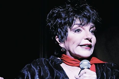 «Μάχιμη» δηλώνει η Λάιζα Μινέλι