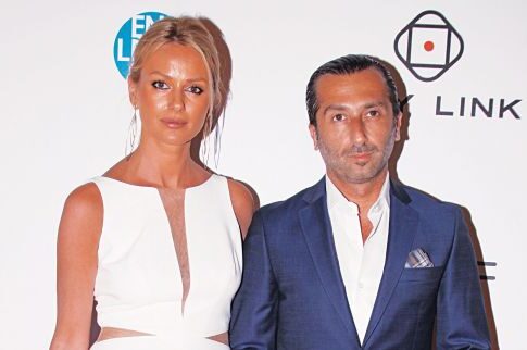 ΝΕΟΣ ΕΡΩΤΑΣ ΓΙΑ ΤΗΝ ΝΤΑΦΛΑ