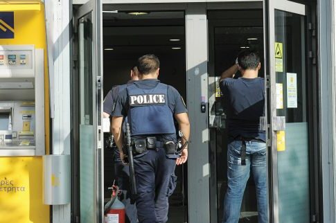 Το «λάθος» των ληστών στην Τράπεζα Πειραιώς