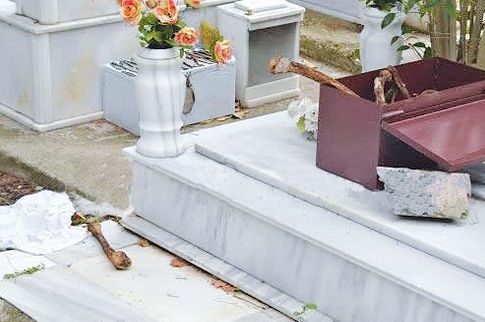 Εισβολή αγνώστων σε εκκλησάκι στη Λαμία για να πραγματοποιήσουν σατανιστικές τελετές